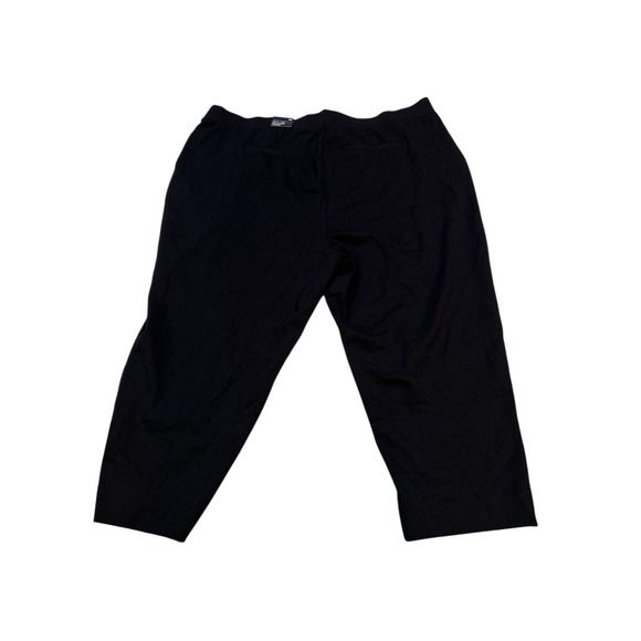 Studio By Torrid Black Pull-on Ponte Luxe Relaxed Taper Pants 4S NEW - Picture 2 of 5